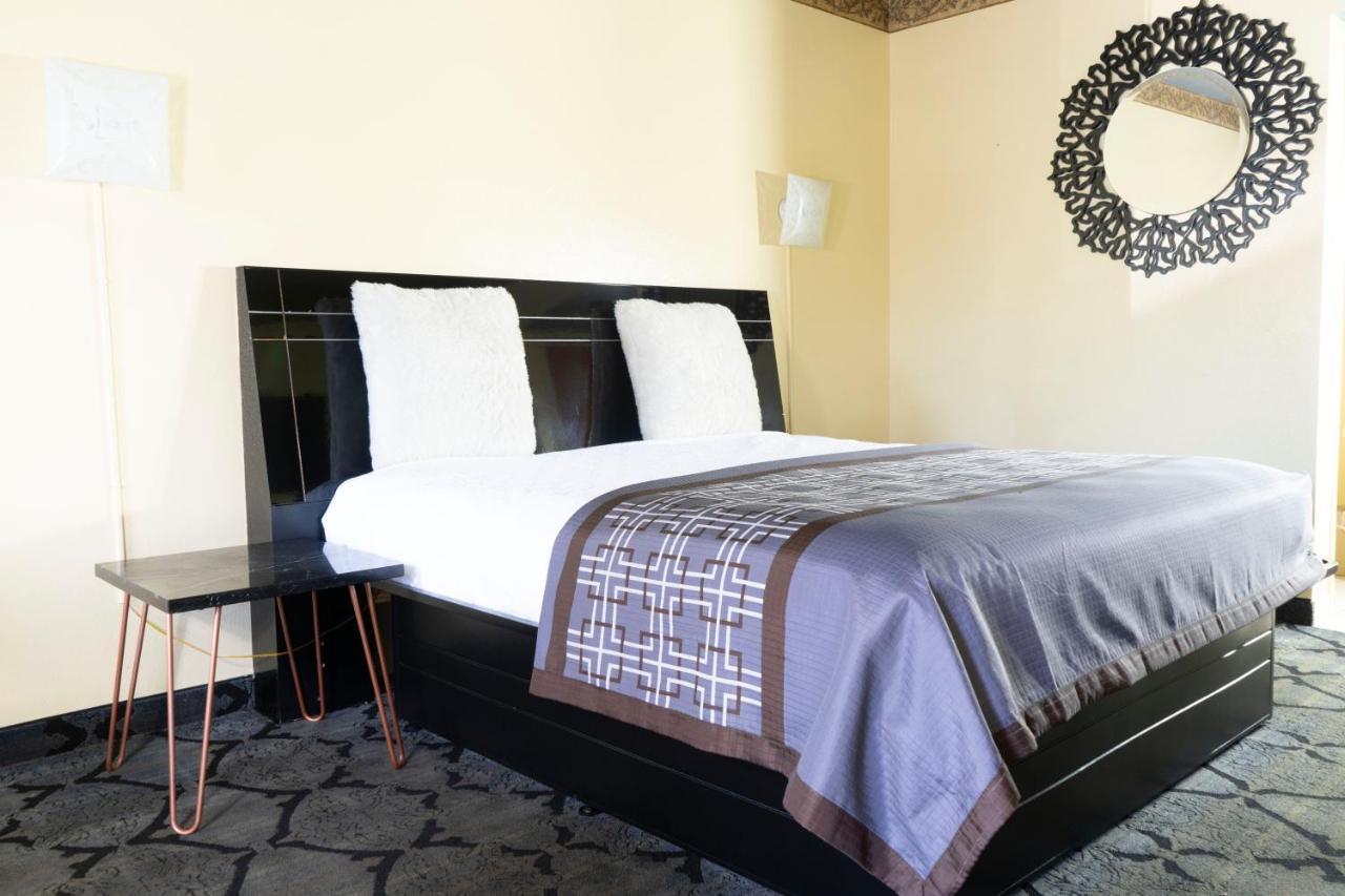 Dolton Luxe Romantic Suites מראה חיצוני תמונה