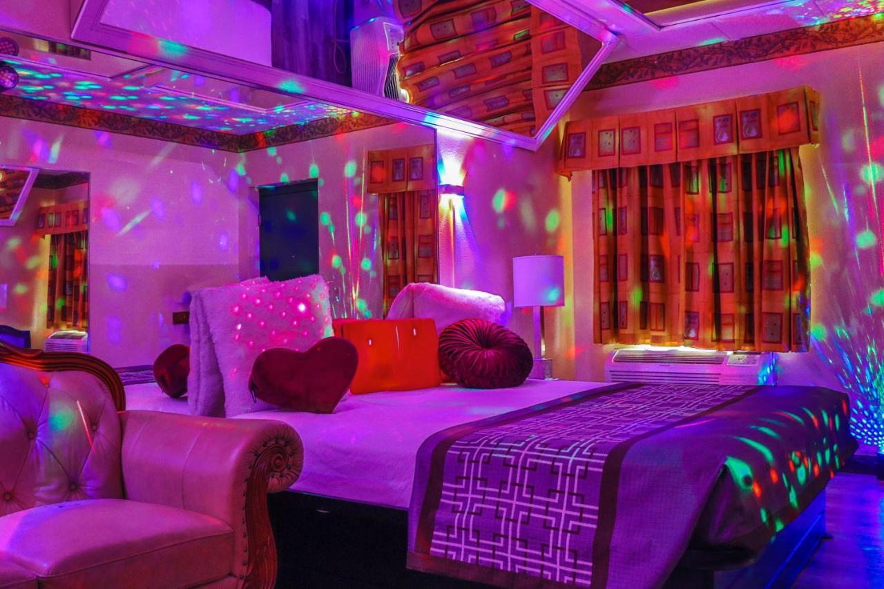Dolton Luxe Romantic Suites מראה חיצוני תמונה