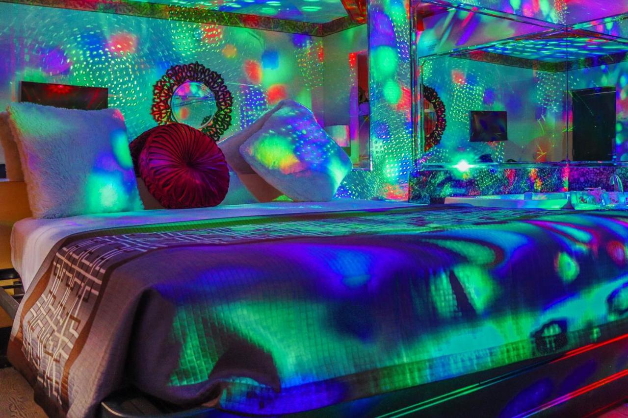 Dolton Luxe Romantic Suites מראה חיצוני תמונה